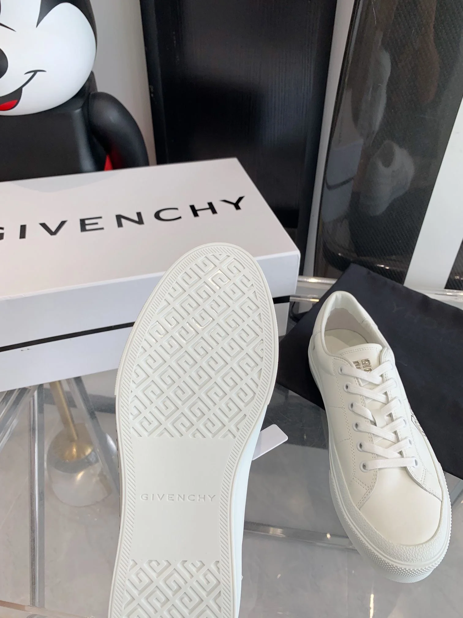 DailyWear Givenchy Shoes 8076