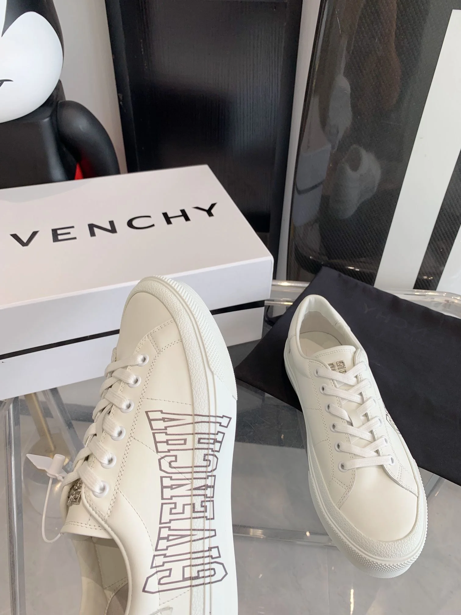 DailyWear Givenchy Shoes 8076