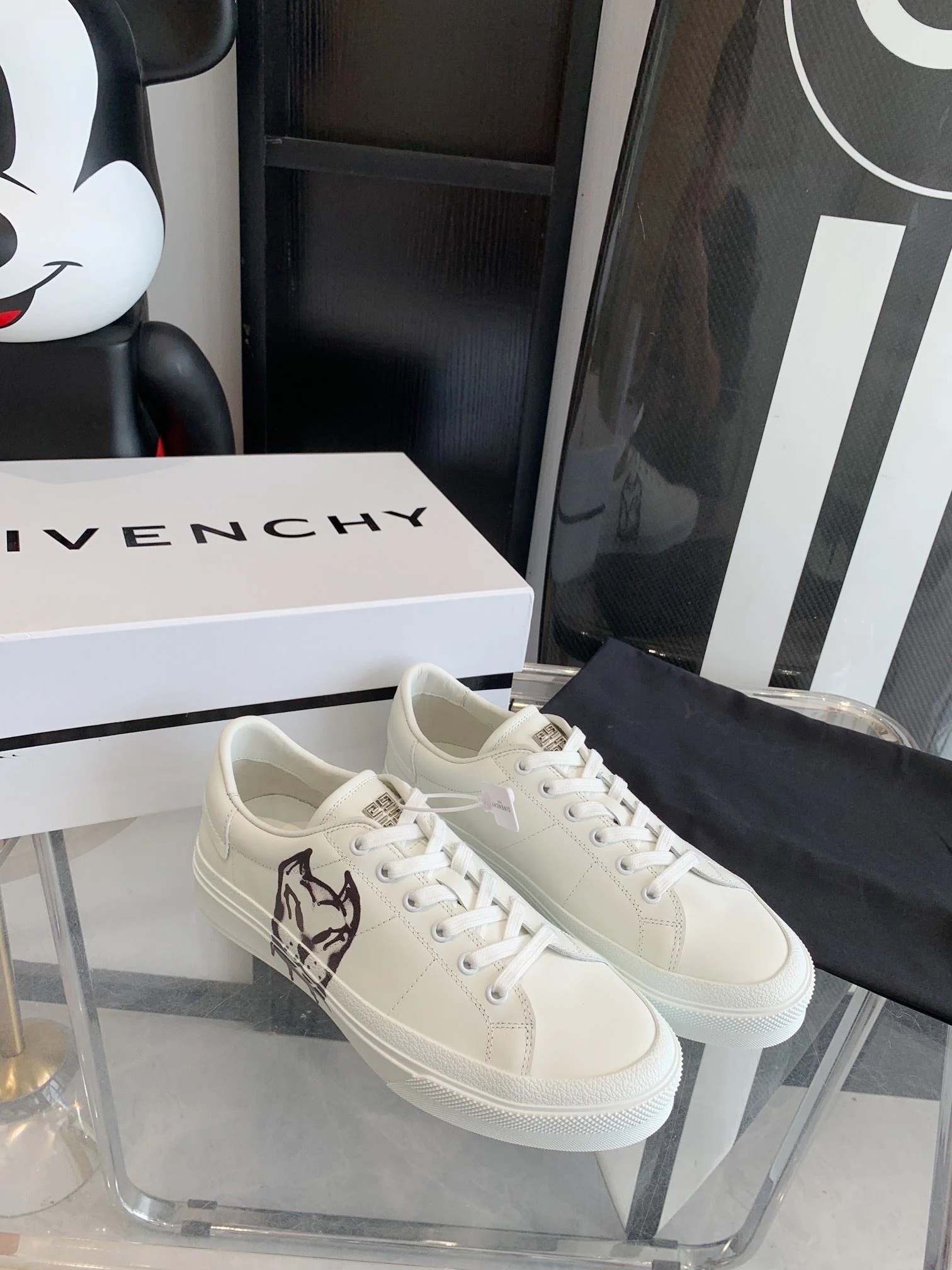 Givenchy Shoes Affordable 8039