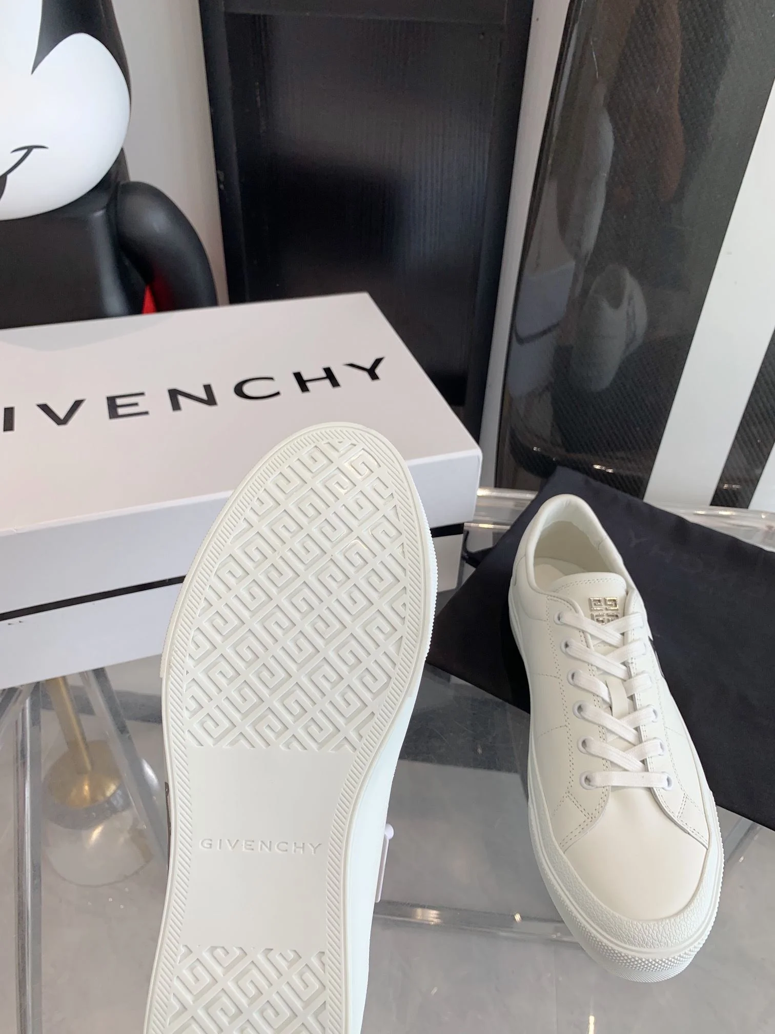 Givenchy Shoes Affordable 8039