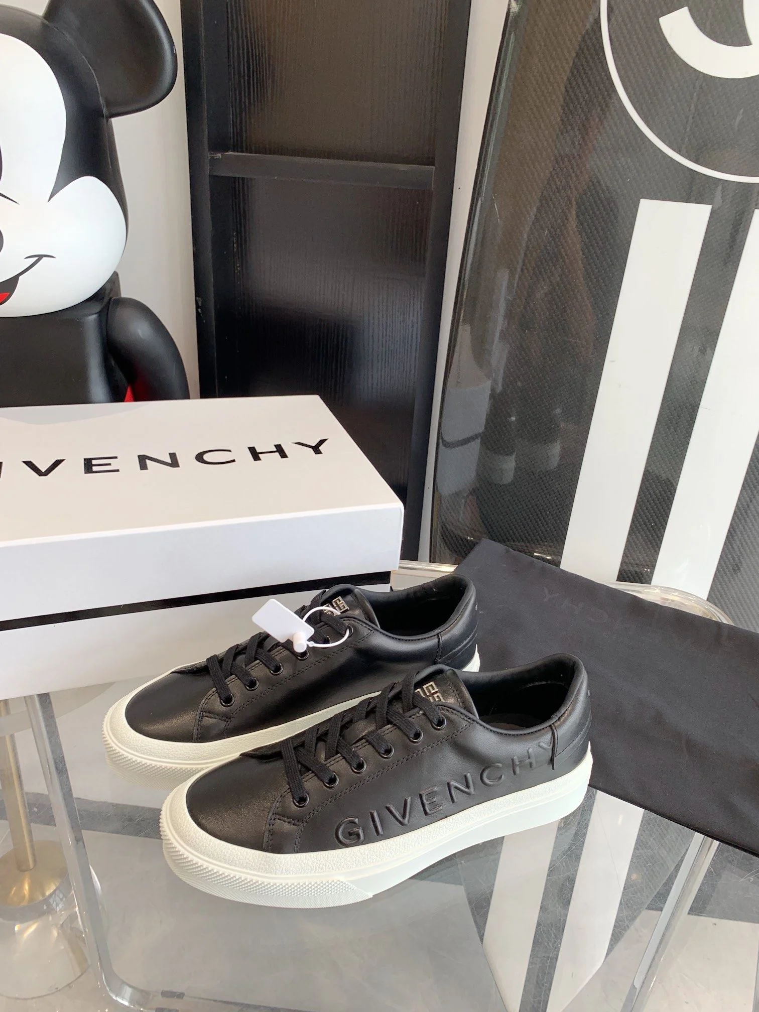 Givenchy Shoes SoftTouch 8075