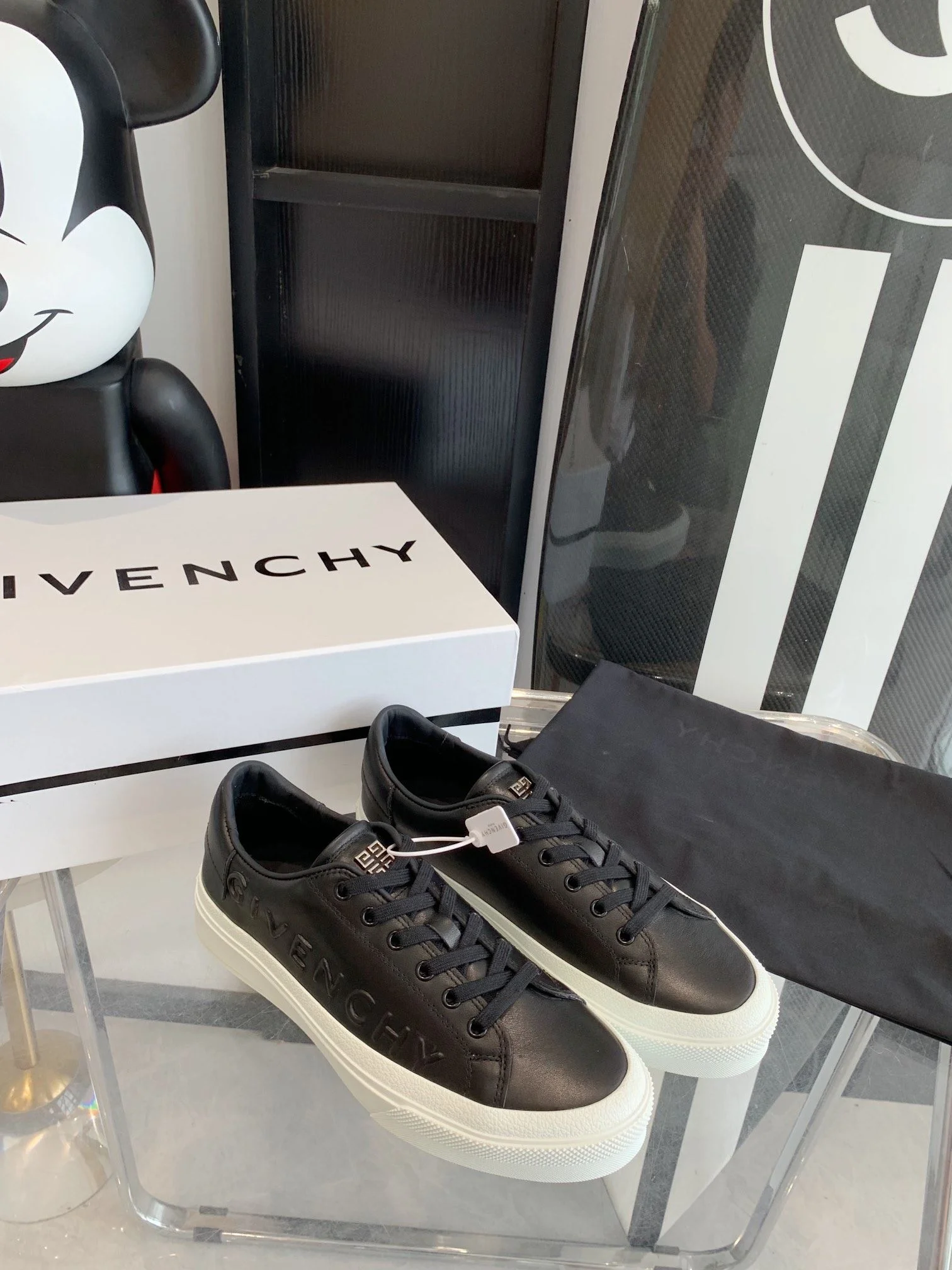 Givenchy Shoes SoftTouch 8075