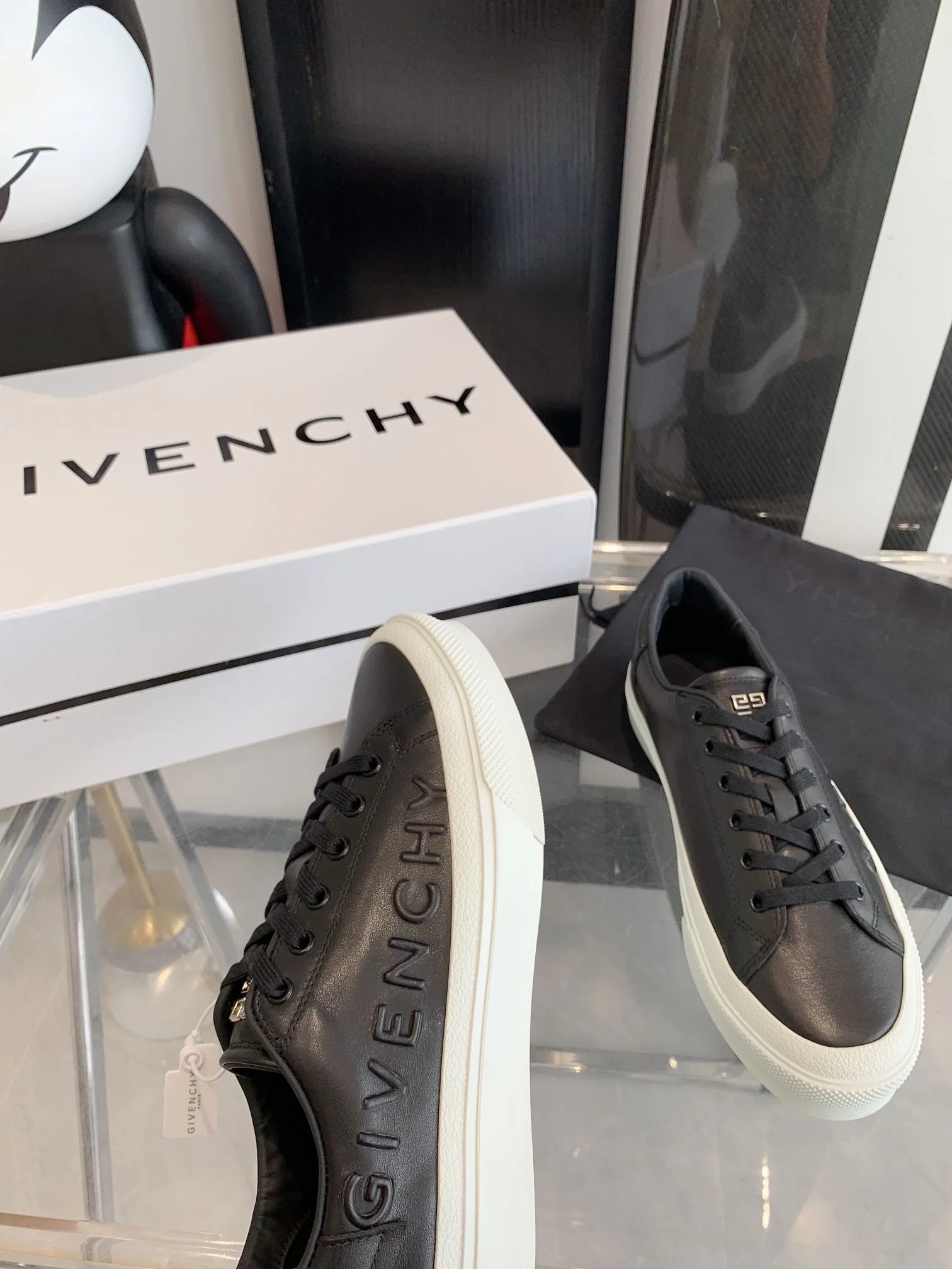 Givenchy Shoes SoftTouch 8075