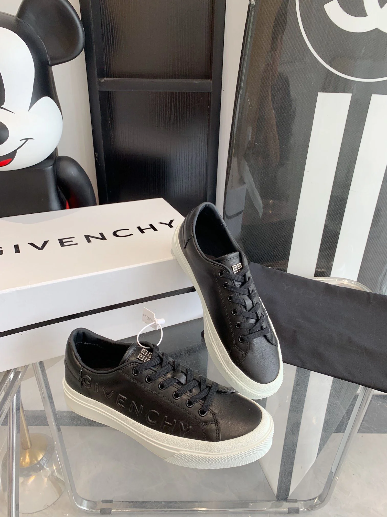 Givenchy Shoes SoftTouch 8075