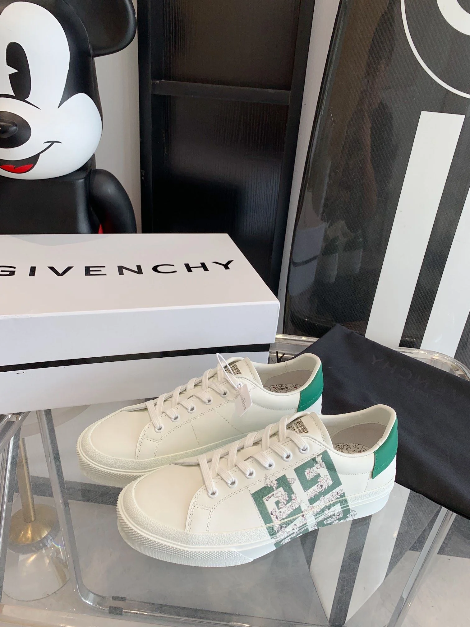 BestValue Givenchy Shoes 8112