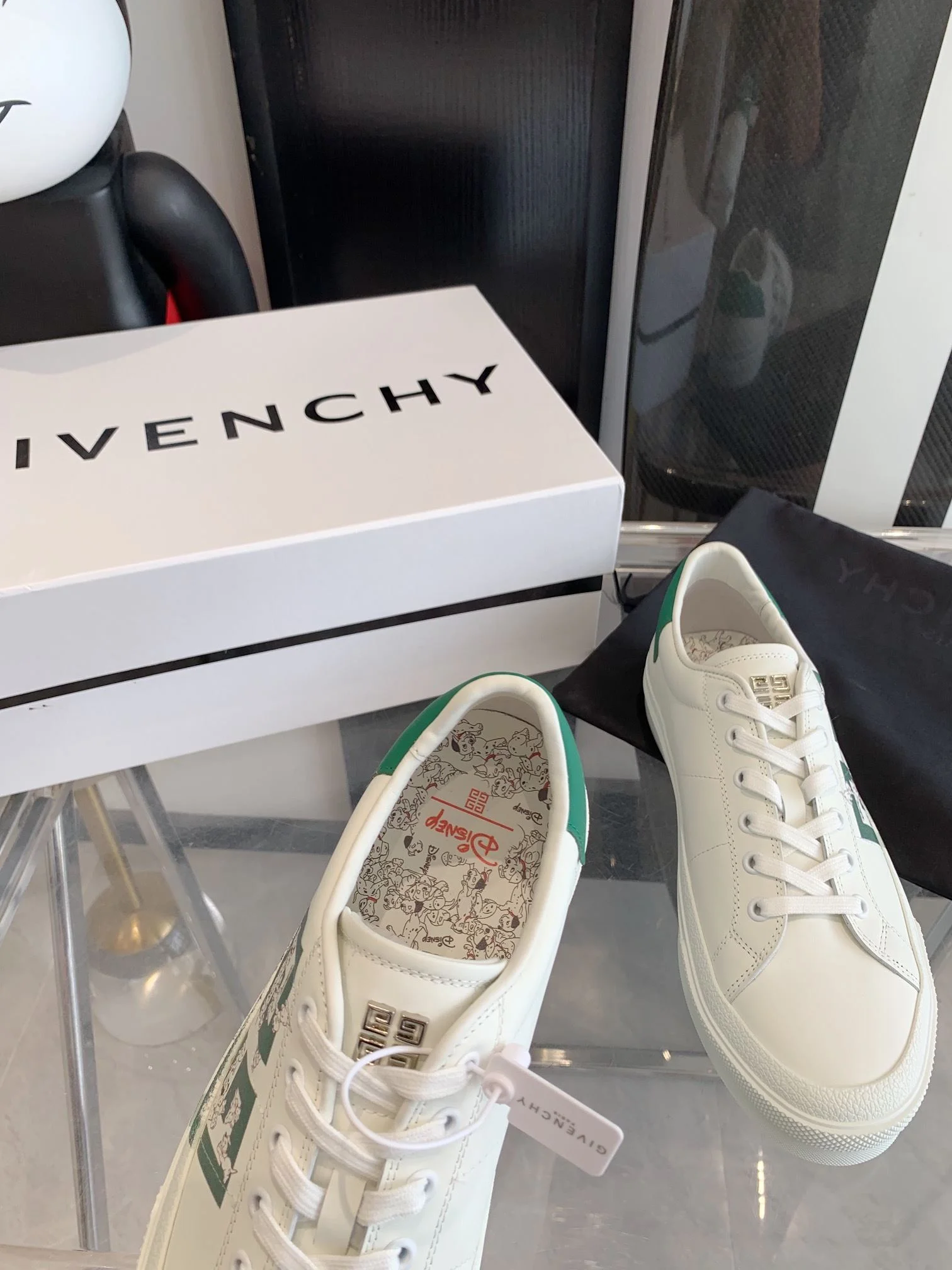 BestValue Givenchy Shoes 8112