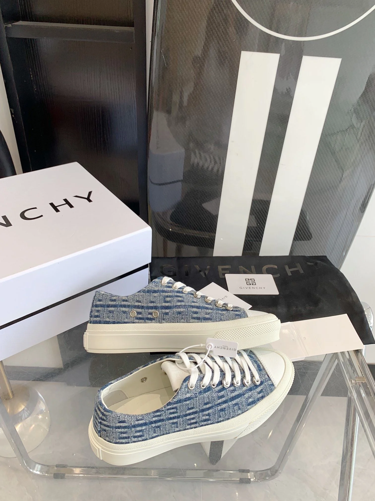 ModernLook Givenchy Shoes 8033
