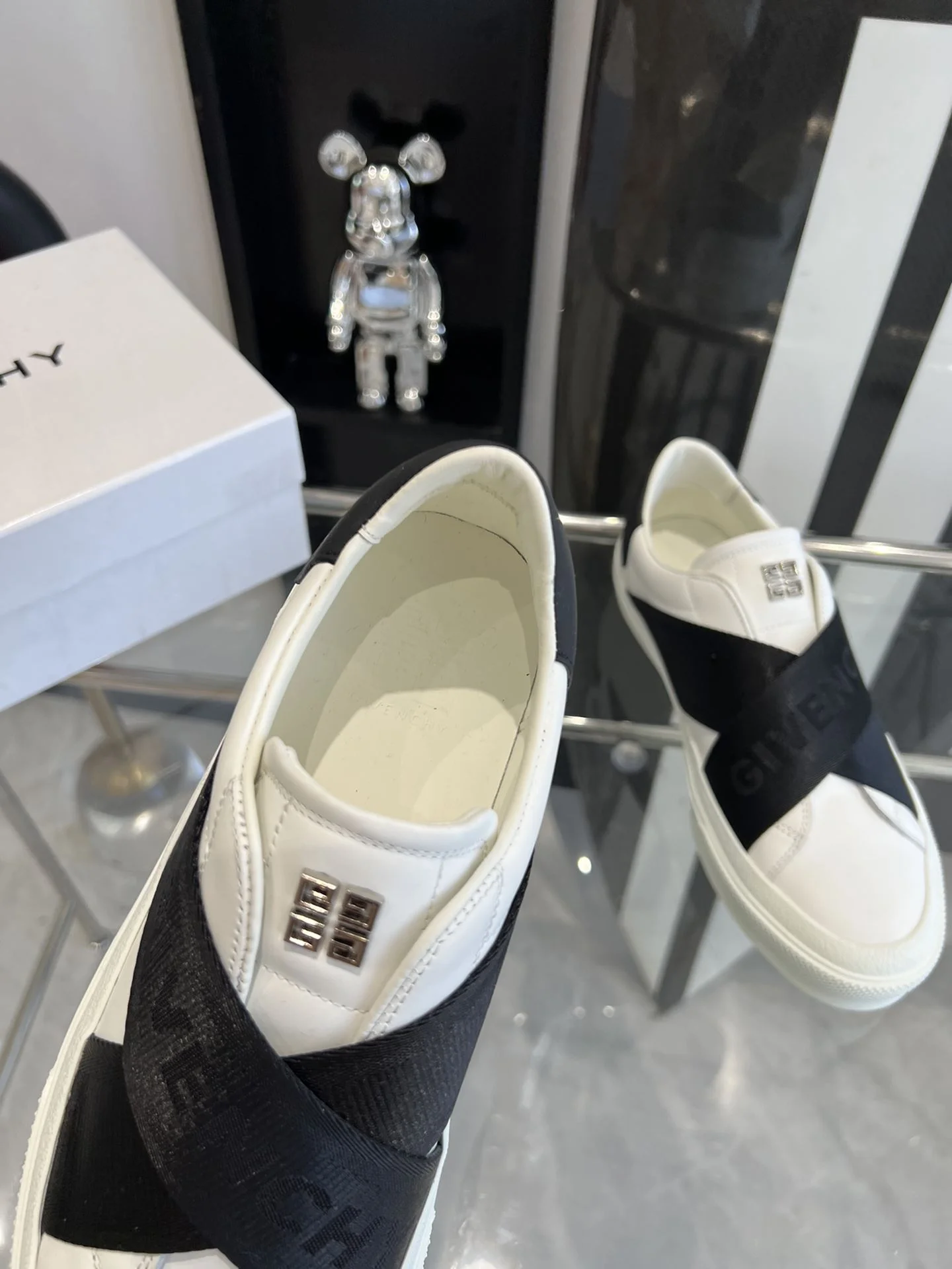Givenchy Shoes Durable 8045