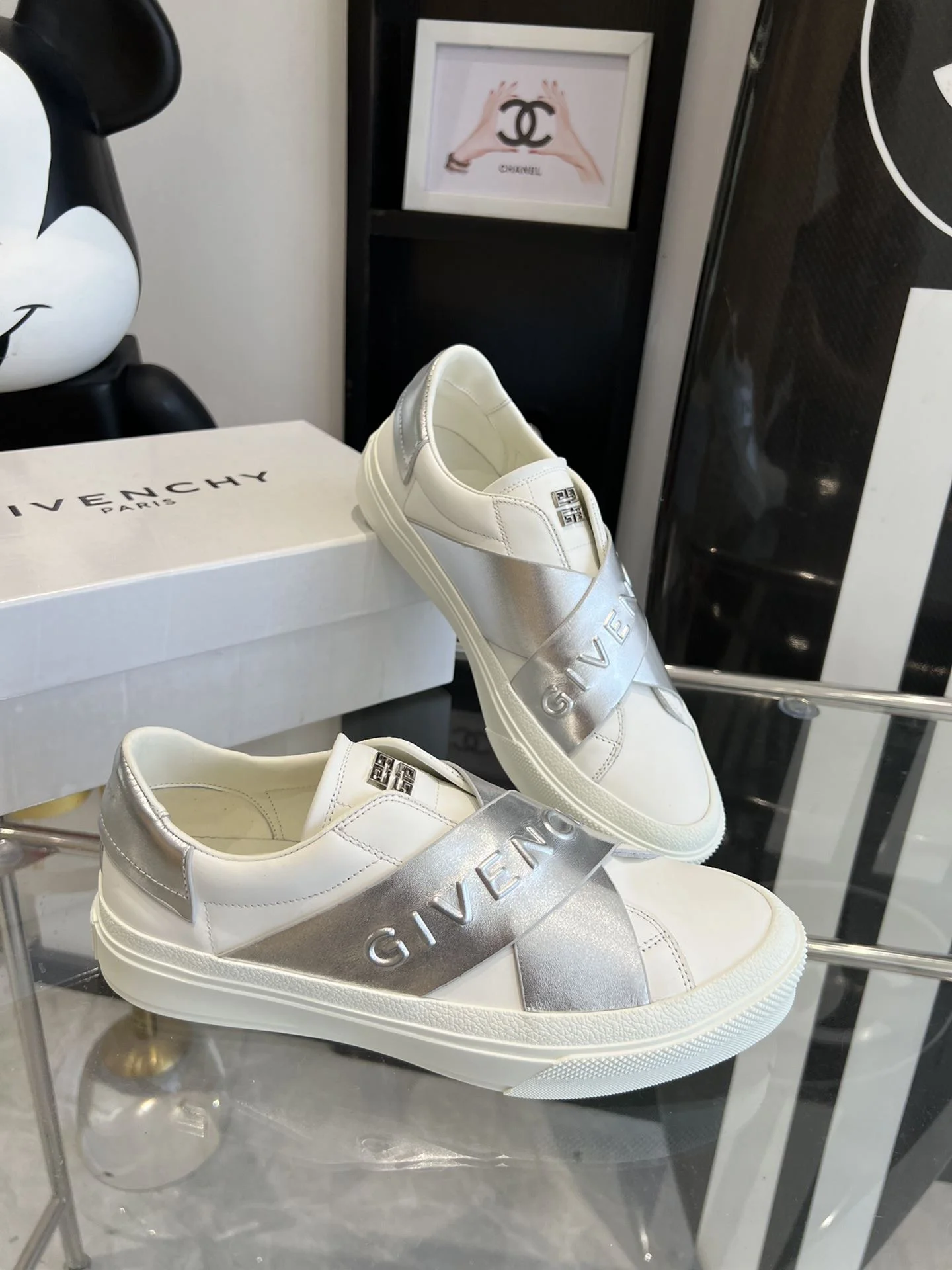 BestValue Givenchy Shoes 8031