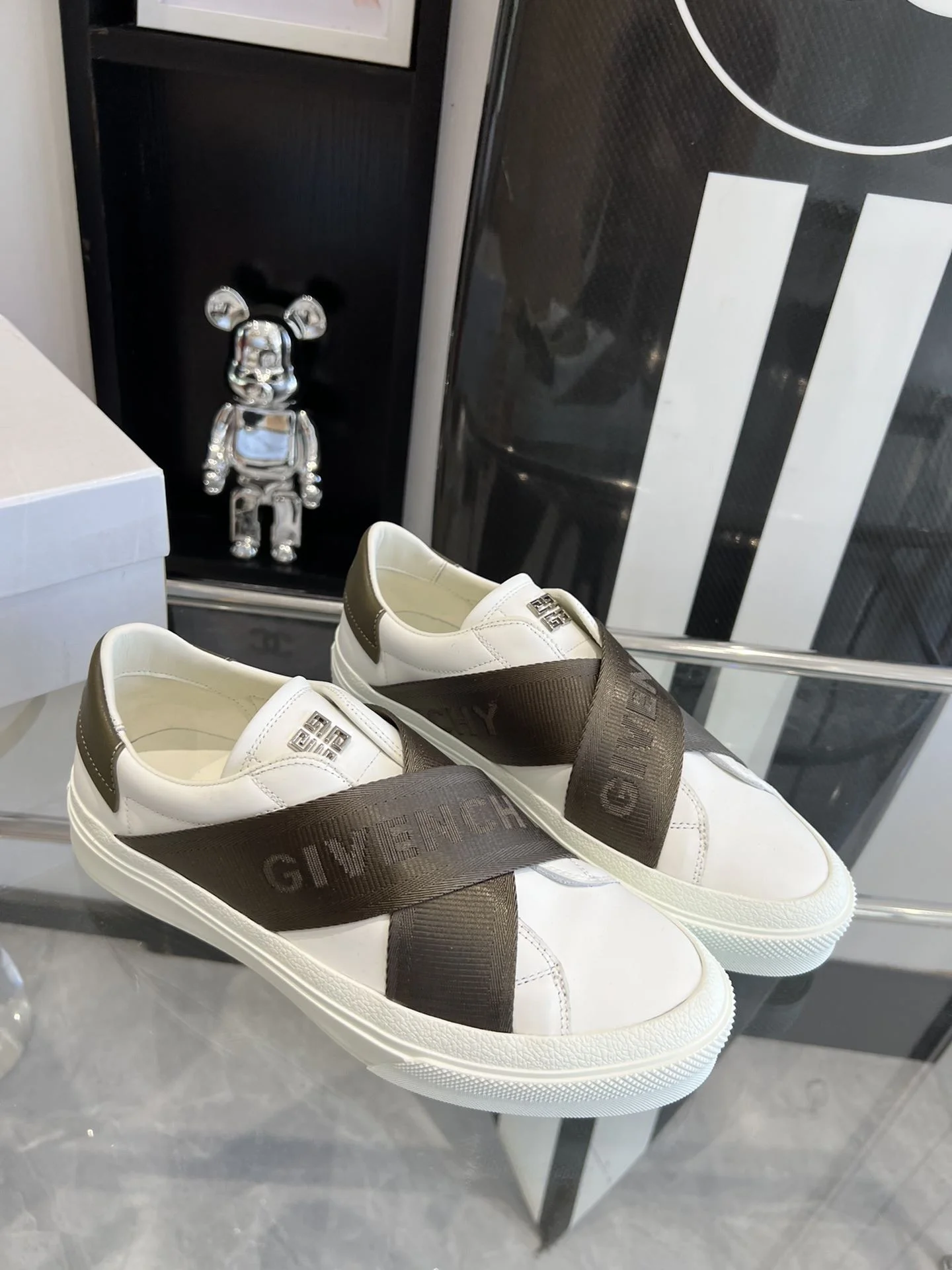 Cozy Givenchy Shoes 8058