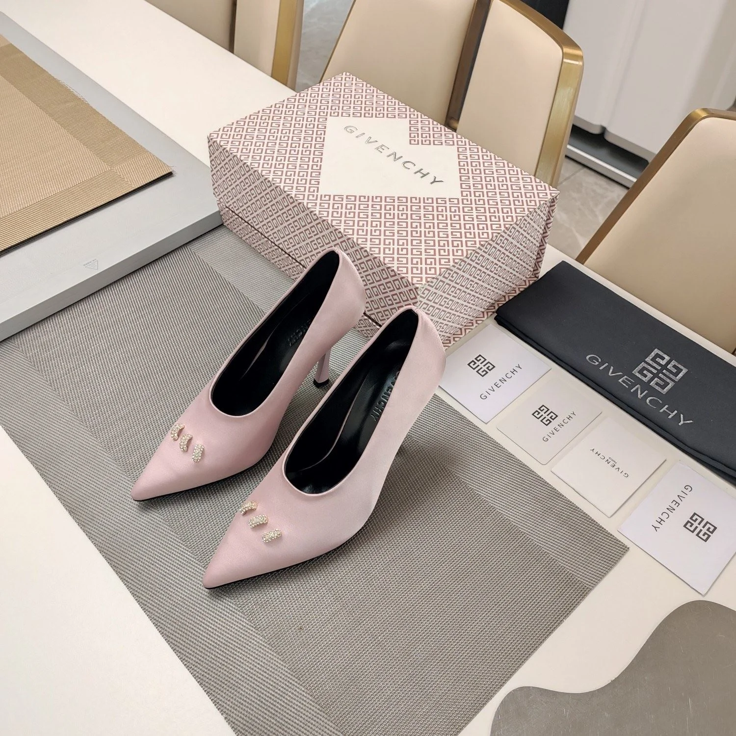 Givenchy Shoes HighPerformance 8022