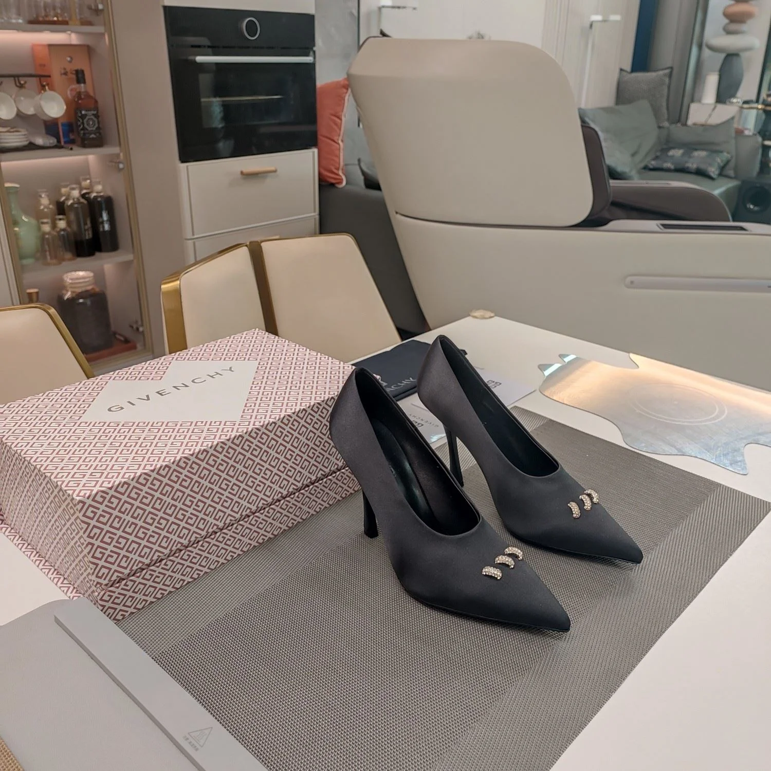 SmartChoice Givenchy Shoes 8024