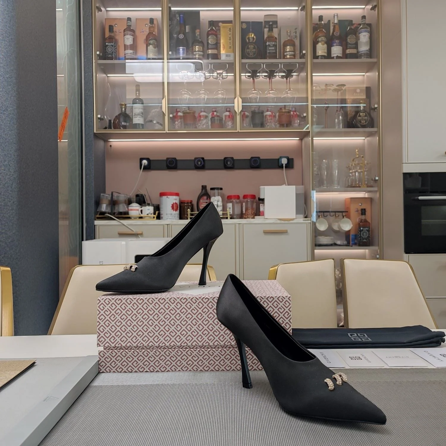 SmartChoice Givenchy Shoes 8024