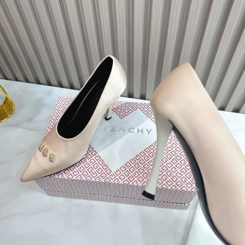 Fashionable Givenchy Shoes 12339