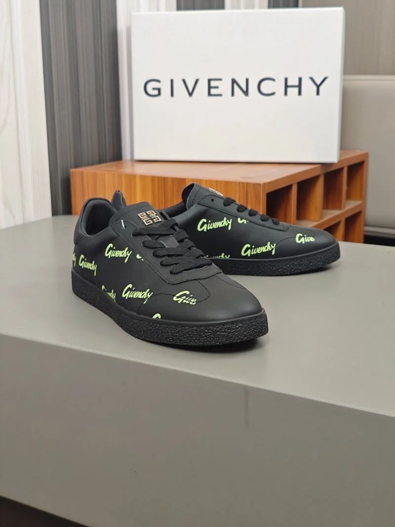 Givenchy Shoes TechFriendly 14066