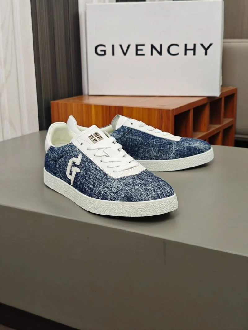 SoftTouch Givenchy Shoes 14057