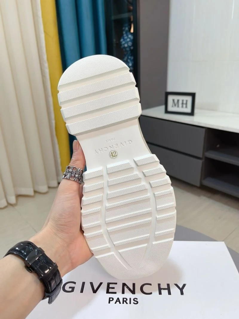 TimelessDesign Givenchy Shoes 14045