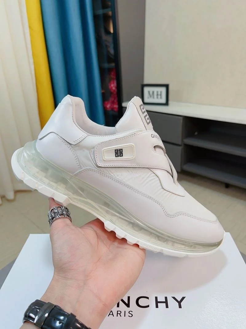 Givenchy Shoes FashionForward 14047