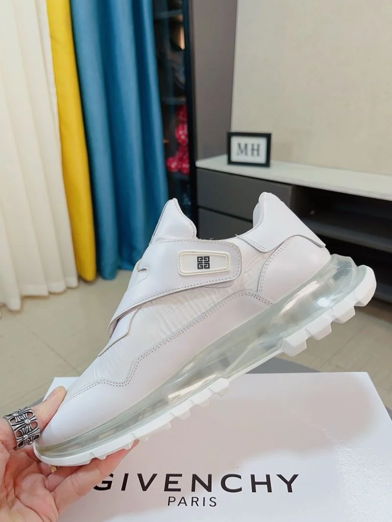 Givenchy Shoes FashionForward 14047