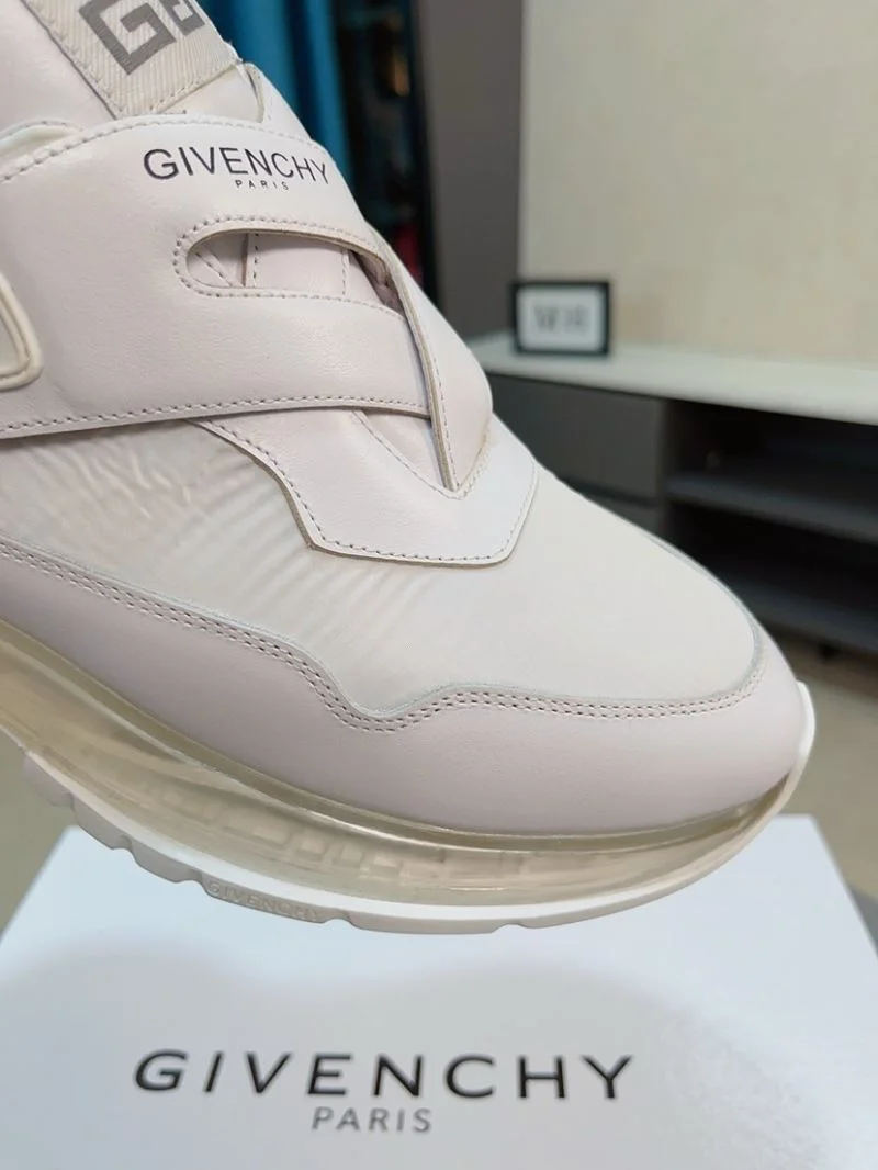 Givenchy Shoes FashionForward 14047