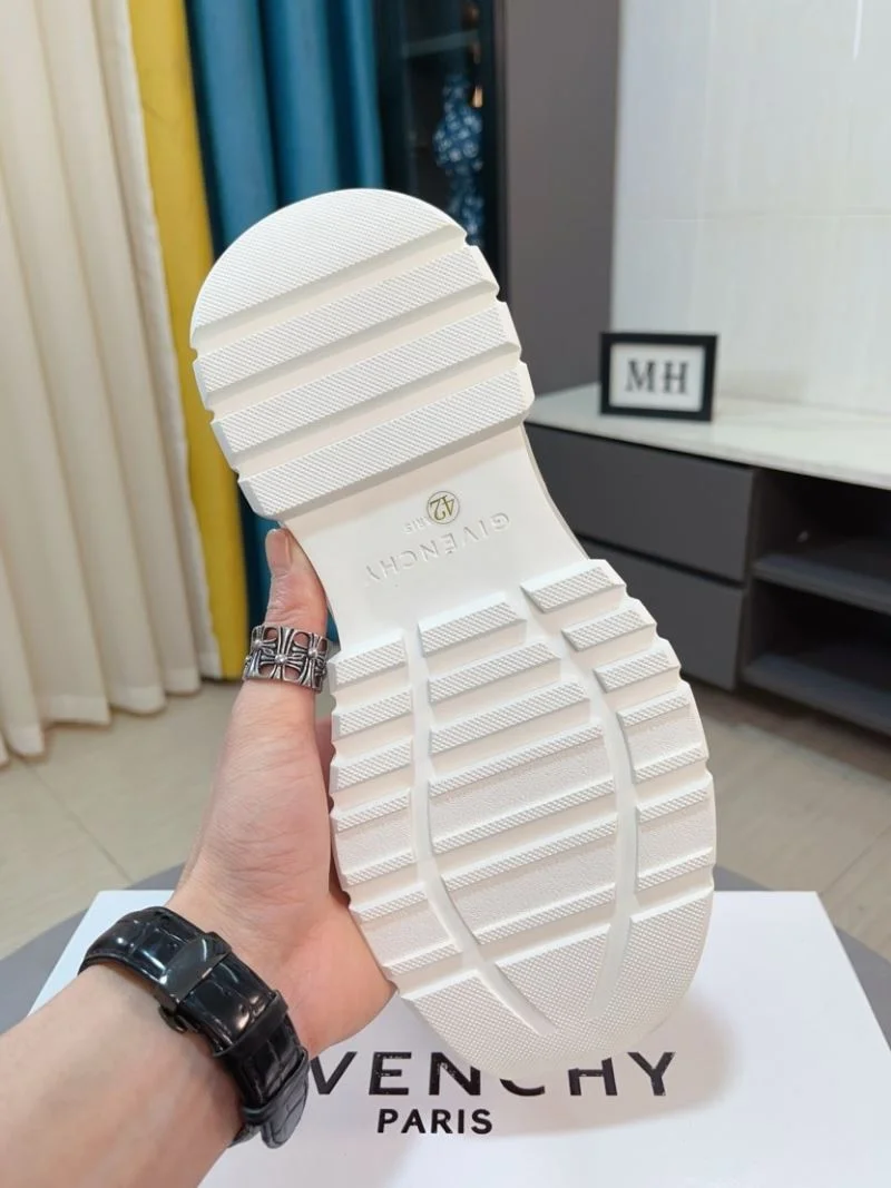 DailyWear Givenchy Shoes 14105