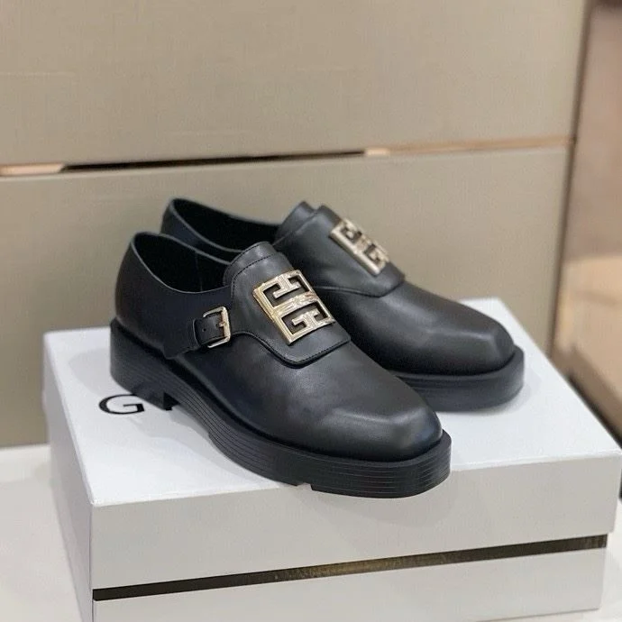 Elegant Givenchy Shoes 14022