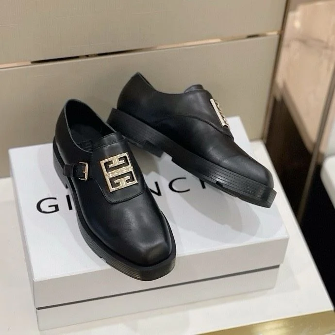 Elegant Givenchy Shoes 14022