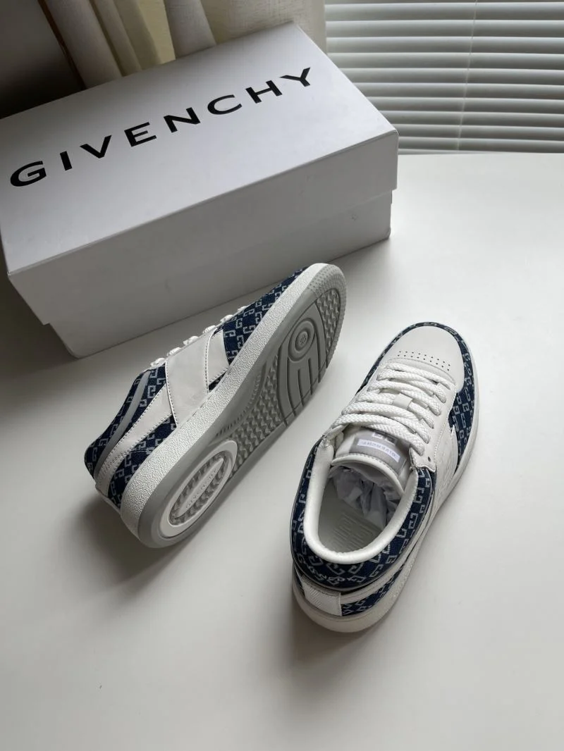 Sporty Givenchy Shoes 14020