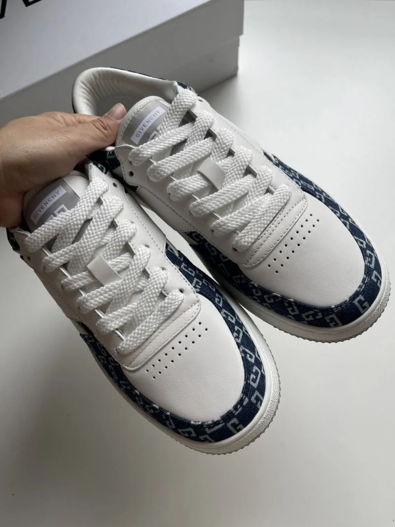 Sporty Givenchy Shoes 14020