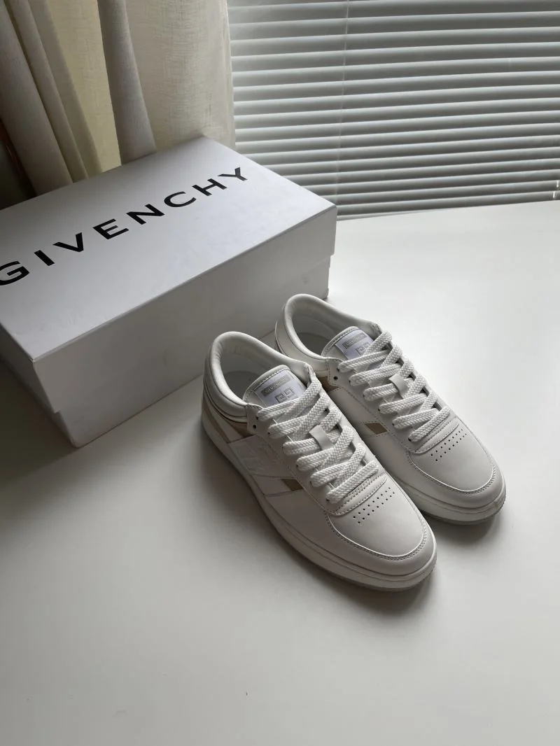 Givenchy Shoes Sporty 14021