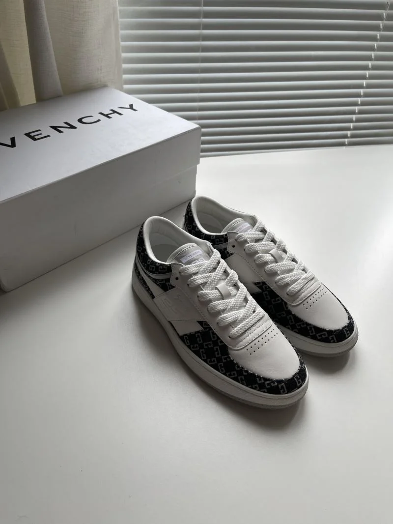 SmoothTexture Givenchy Shoes 14015
