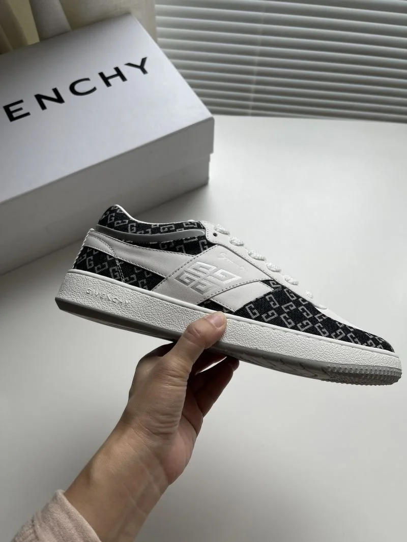 SmoothTexture Givenchy Shoes 14015