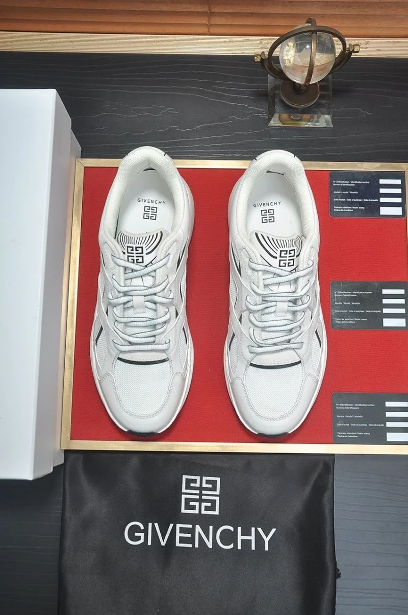 SoftTouch Givenchy Shoes 14018