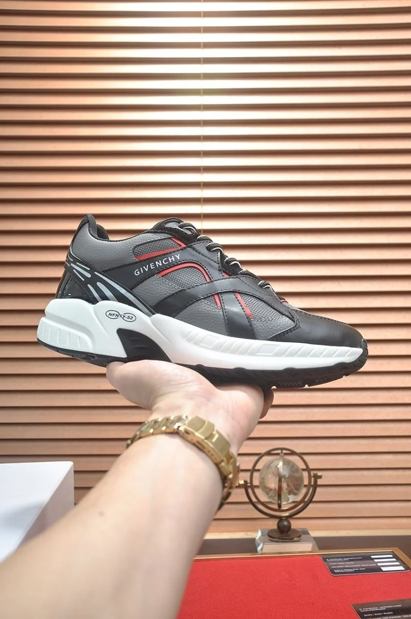OdorResistant Givenchy Shoes 14010