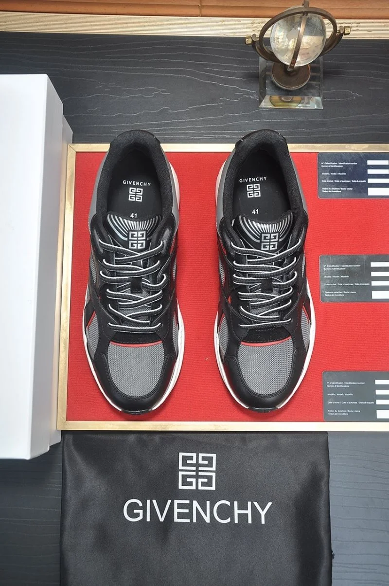 OdorResistant Givenchy Shoes 14010