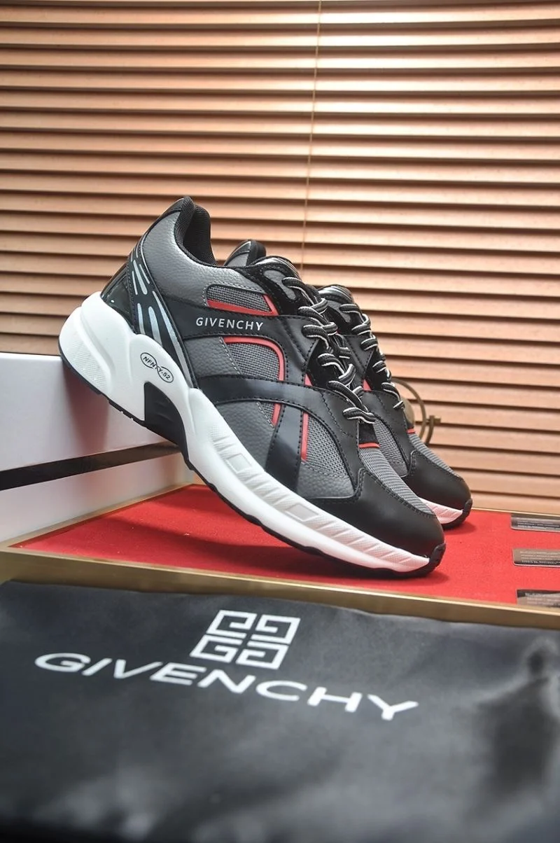 OdorResistant Givenchy Shoes 14010