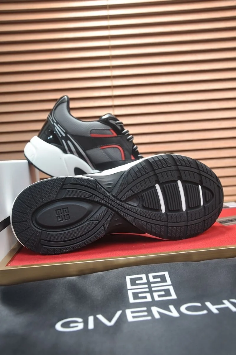 OdorResistant Givenchy Shoes 14010
