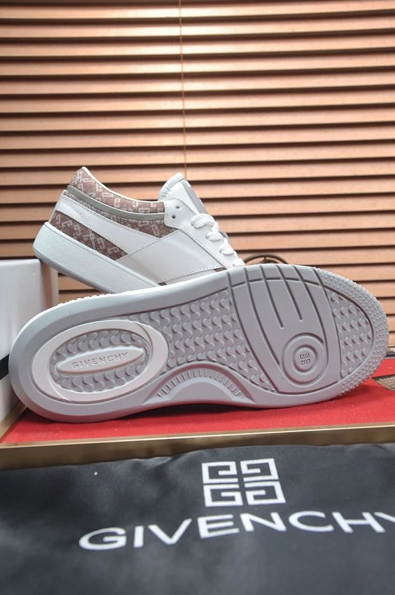 Lightweight Givenchy Shoes 14009