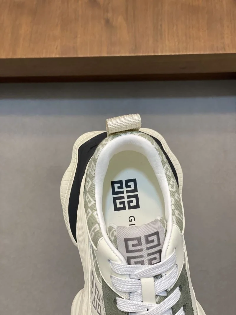 Givenchy Shoes Snug 14016