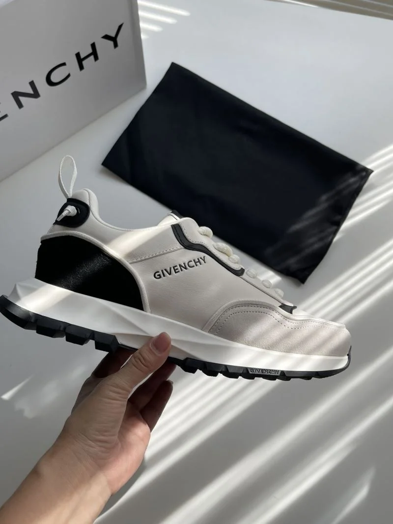 WaterResistant Givenchy Shoes 13984