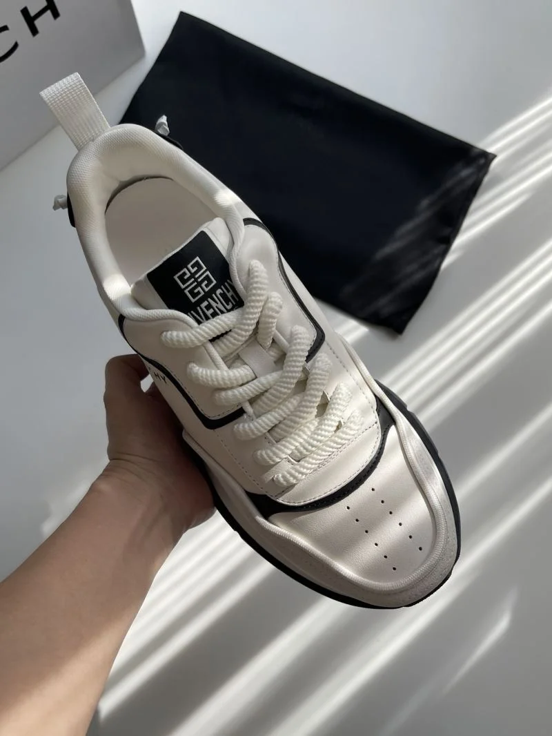 WaterResistant Givenchy Shoes 13984