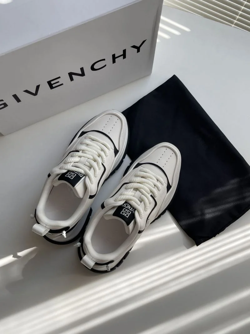WaterResistant Givenchy Shoes 13984