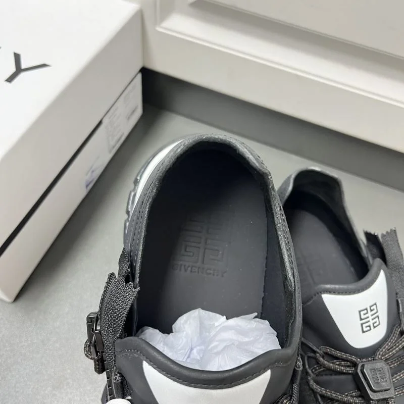 TechFriendly Givenchy Shoes 13967