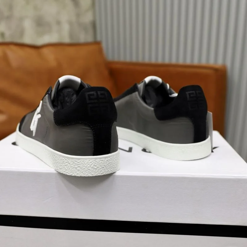 Givenchy Shoes ComfortFit 14043