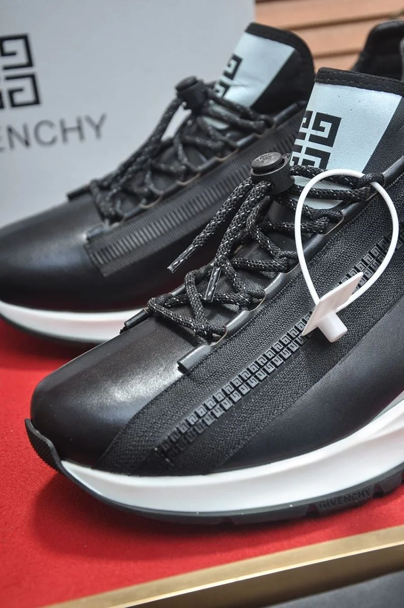 MoistureWicking Givenchy Shoes 13950