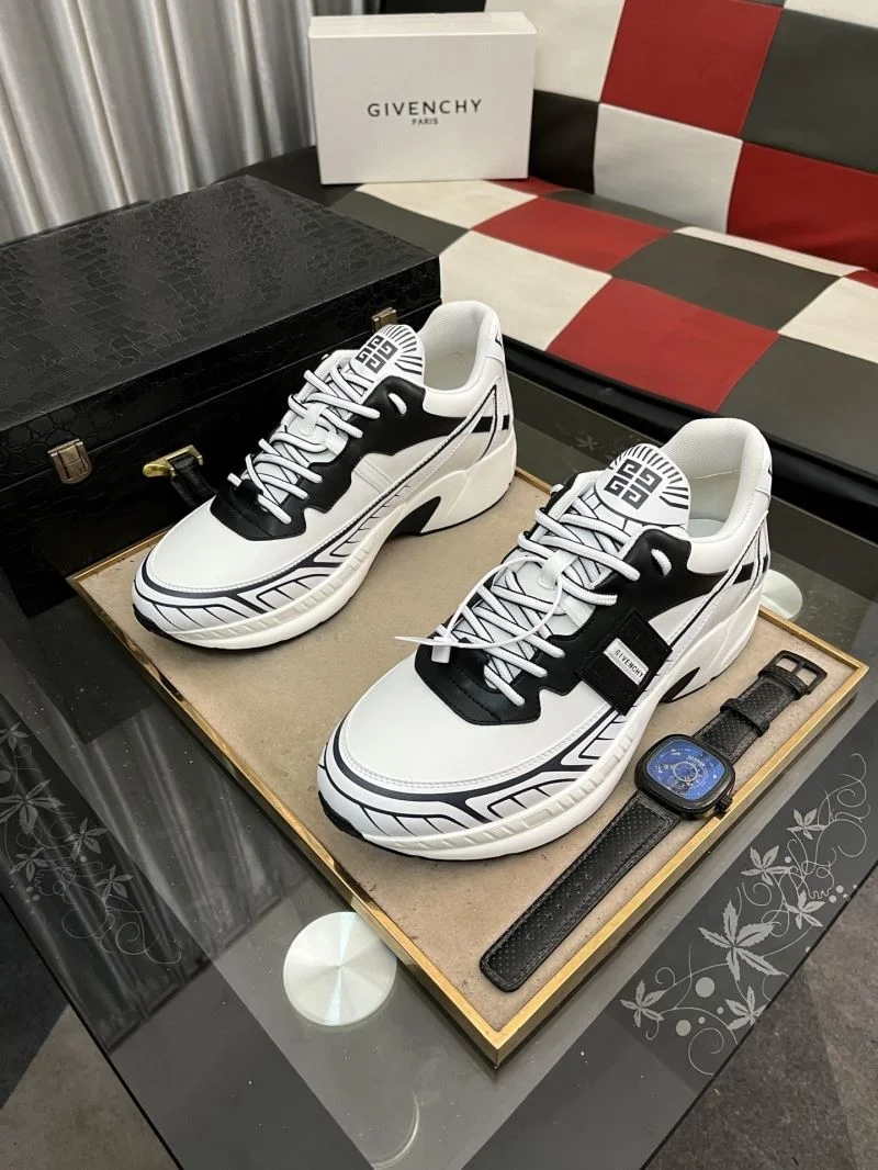Unisex Givenchy Shoes 13900