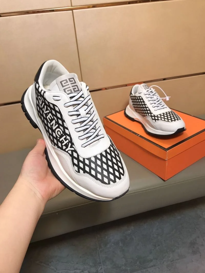 WellDesigned Givenchy Shoes 13891