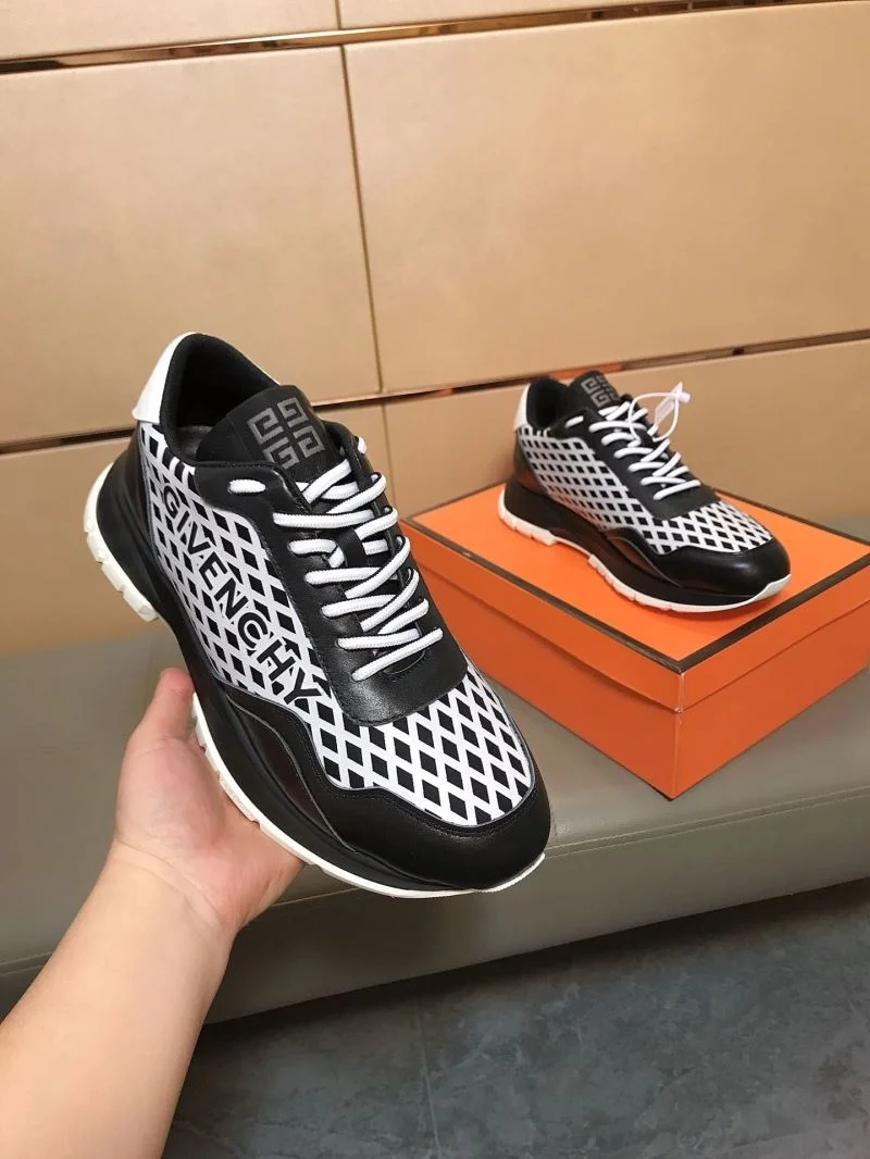 MoistureWicking Givenchy Shoes 13889