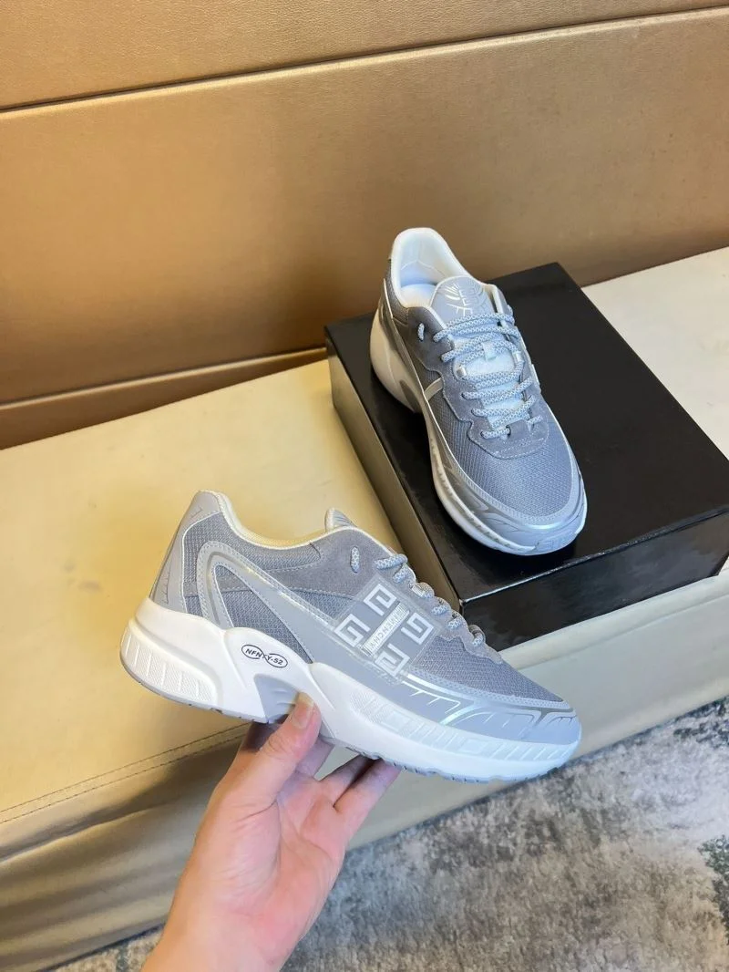 WrinkleFree Givenchy Shoes 13931