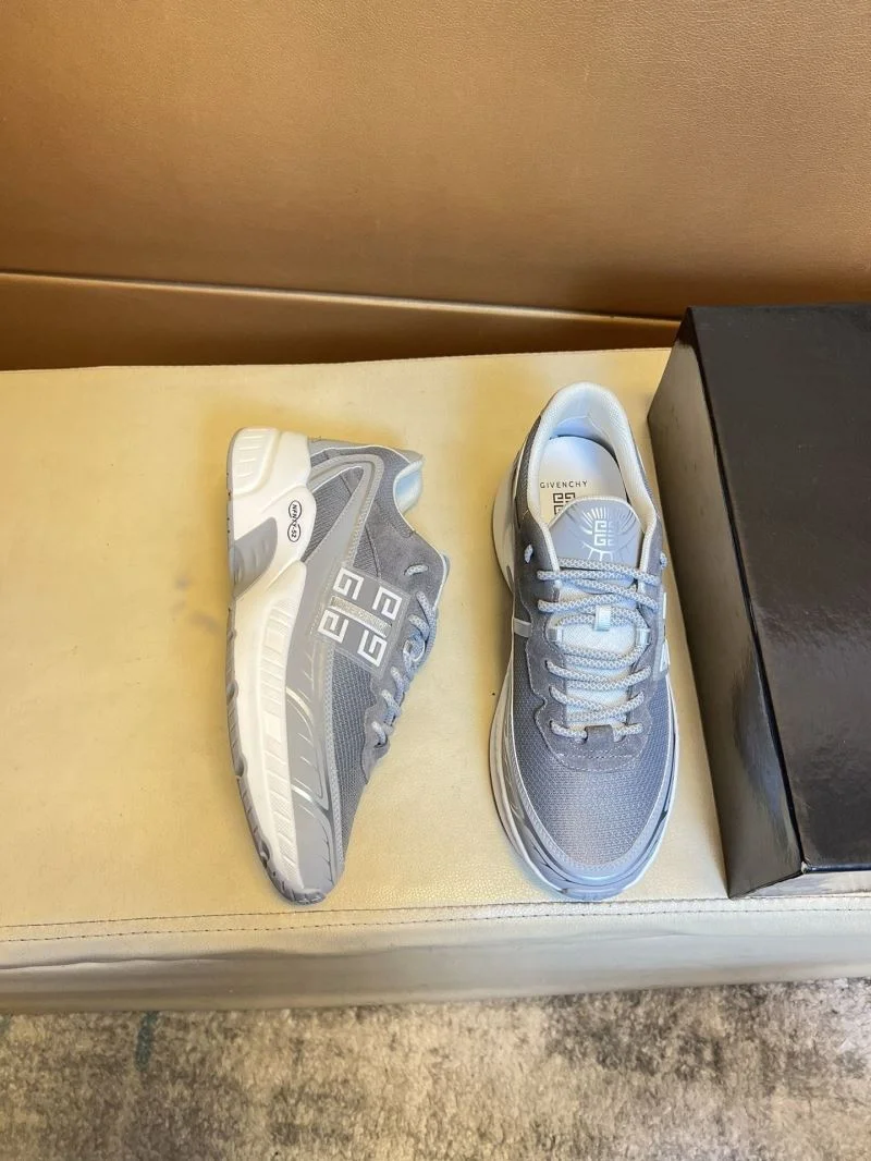 WrinkleFree Givenchy Shoes 13931